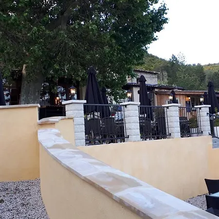 Villa-castellane קסטלאנטה