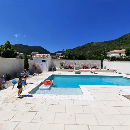 Villa-castellane *