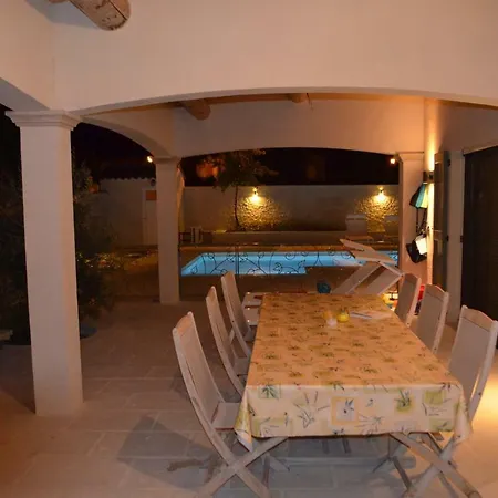 Villa-castellane Vakantiehuis *