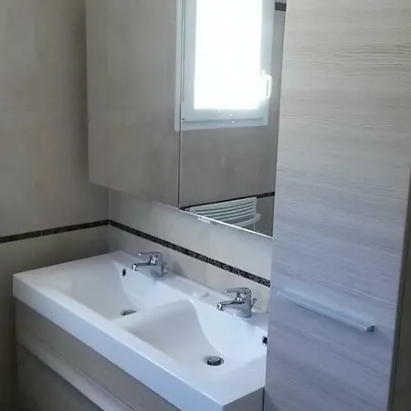 Villa-castellane בית נופש קסטלאנטה