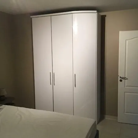 Villa-castellane קסטלאנטה