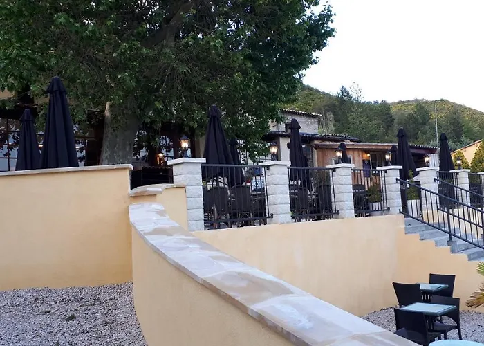 Villa-castellane 卡斯特拉讷