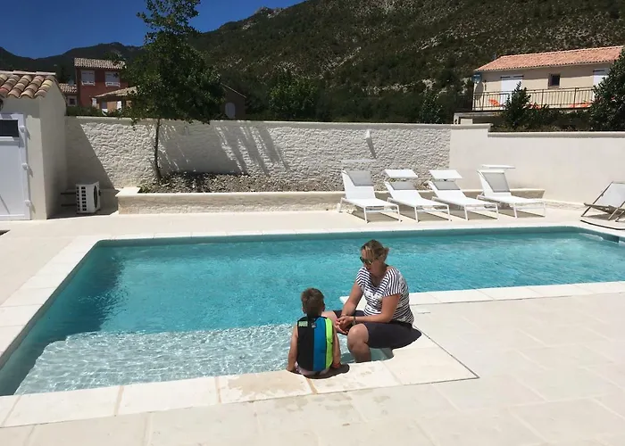 Villa-castellane 度假居 卡斯特拉讷